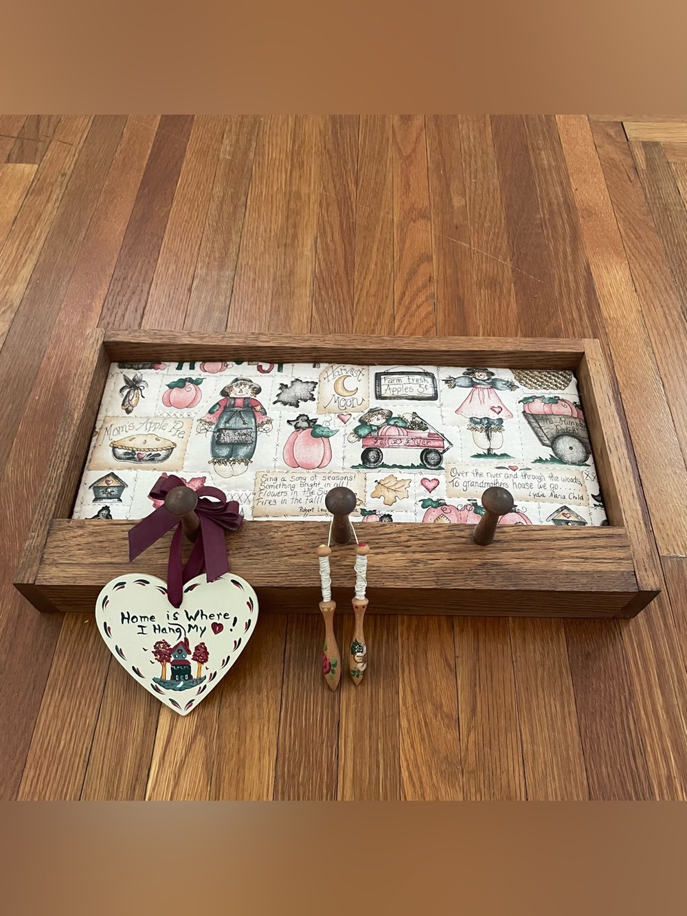 Wooden Wall Hook Rack with Country Farmhouse Print
